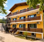 Apartment Kalabria | Pool, BBQ & Jacuzzi