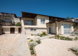 House Villa Azurea, Balchik