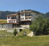 House Nomad Gela