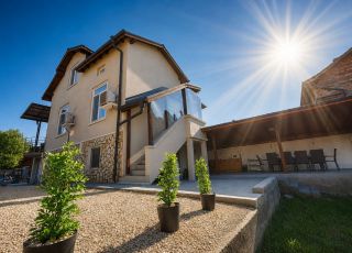 House Tony Guest House , Rakitovo