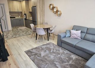 Apartment Apartment 