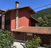 House HydroTera Guest House
