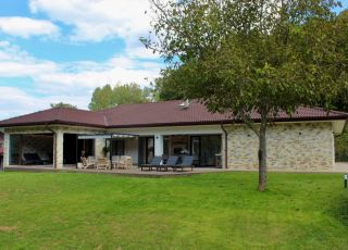 House Anor Residence Guest House, Oreshak