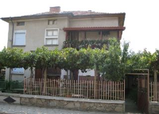 House Plachkovi, Banya, Karlovo
