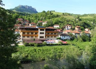 Family hotel Enitza, Teteven