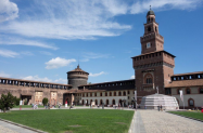 3* Хотел Ibis Milano Ca Granda Милано - тур в историческия център с гид и още