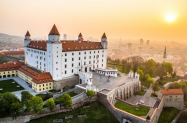 Настаняване в 3* хотели Екскурзия  - Братислава, Виена и Будапеща, обиколки