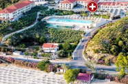 4* Хотел Akrathos Beach Халкидики - с дете + басейн, великденски обяд