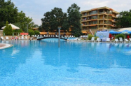 3* Хотел Магнолиите Приморско - плажен чадър + на 200 м от брега