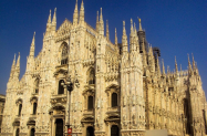 Настаняване в хотел 4* Милано - градски тур с бг гид, опция за Лугано и др