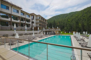 4* SPA Хотел Орбита Благоевград - панорамна зона за релакс, басейни