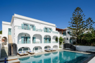 3* Хотел Armonia Санторини - за 24 май 2024, на 50 м от плажа