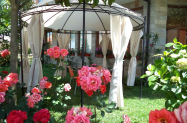 Къща за гости Мариана Приморско - с красива градина + до Северния плаж