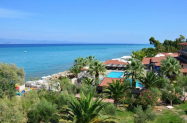 4* Хотел Lesse Халкидики - в хотел + басейн на 150 м от плажа