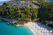 5* Хотел Marbella Elix до Парга - чадър и шезлонг на плажа, басейн