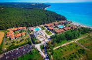 4* Х-л Simantro Beach Resort Халкидики - шезлонг и чадър на плажа + басейн