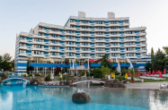 4* Хотел Тракия Плаза Слънчев бряг - на 300 м от плаж семейно + басейн
