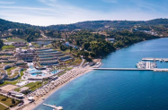 5*Miraggio Thermal SPA Resort Халкидики - плаж с чадъри и шезлонги+ басейн
