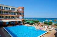 3* Комплекс Релакс Поморие - 200 м от плажа, с детето + басейн