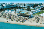 4* Thalassa Sousse Resort & Aqua Park Тунис - чадър на плажа,  водна гимнастика 