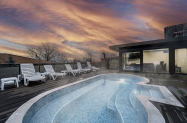 SPA Комплекс Винпалас Арбанаси - хотел с парна баня + басейни, джакузи