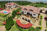 SPA Комплекс Винпалас Арбанаси - с вътрешен басейн, джакузи, парна баня