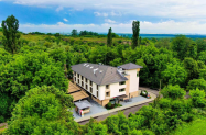 3* Х-л и Релакс зона Катлея до Ловеч - джакузи + сауна, арома парна баня