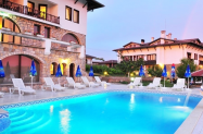 SPA Комплекс Винпалас Арбанаси - външно джакузи + басейн, парна баня