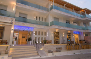 4* Grand Theoni Hotel & Spa Лефкада - за 22.09, басейн, шезлонг на плажа