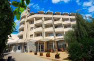 3* Комплекс Аврора Конст. и Елена - с дете + басейн, на 8 мин от брега