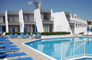 Penelope Beach Hotel & Apartments Кипър - външен басейн + на 50 м от морския бряг