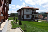 Иванини къщи Трявна - барбекю, кухненски кът, в уютен мезонт