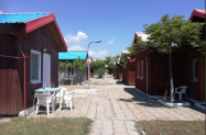 Почивна станция Козлодуй Поморие - семейно в бунгало + BBQ, на първа линия