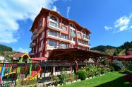3* Семеен хотел Йола Чепеларе - за ски сезона +  в централен хотел