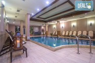 4*Мария-Антоанета Резиденс Банско - за уикенда, SPA, отопляем басейн
