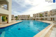 4* Хотел Jaz Neo Sharks Bay Шарм ел Шейх - собствен плаж с чадър и шезлонги