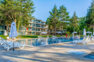4* Хотел Куин Нели Парк Китен - 70 м от морето + басейни, с детето