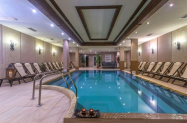 4*Мария-Антоанета Резиденс Банско - за уикенда, SPA, отопляем басейн