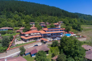 4* SPA Комплекс Панорама Елена - с дете до 14 г. + SPA зона, джакузи