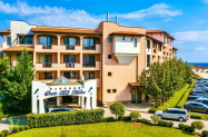 4* Хотел Оазис дел Маре Лозенец - на първа линия с басейн и All Incl.