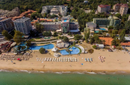4* Хотел Лилия Златни пясъци - на първа линия с басейн и All Incl.