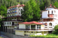 3* Комплекс Родопа Баните, Смолян - 3 процедури/ден или басейн + SPA