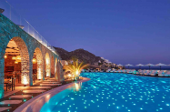 5*Royal Myconian Resort &SPA Миконос - плаж на 100 м с чадър и шезлонги
