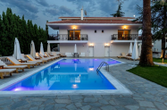 4* Хотел Blue Bay Кавала - през септември  +басейн с шезлонг