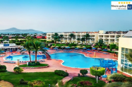 5* Aurora Oriental Resort Шарм ел Шейх - чадър на частен плаж край хотела
