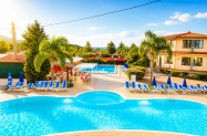 4* Хотел Club Esse Aquilia Калабрия - анимация, плаж с чадър до хотела