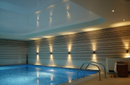 4* Хотел Космополитан Русе - закрит басейн + в централен хотел