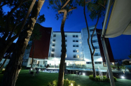 4* Хотел Giulivo Lux Кампания - 22.09 + шезлонг и чадър на плажа