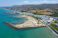 5* Knossos Beach Bungalows Крит - чадър и шезлонг на плажа + басейн
