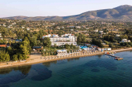 3* Хотел Brown Beach Евия - басейн, чадър и шезлонг на плажа